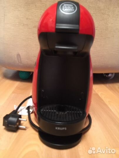 Кофемашина капсульная Dolce Gusto Nescafe