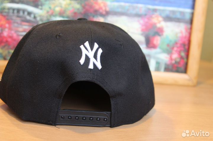 Кепка бейсболка лого белый MLB New York Yankees