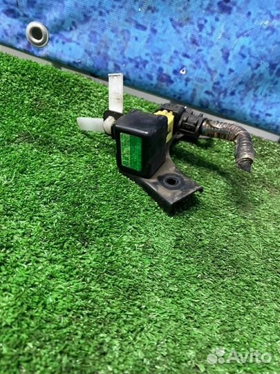 Датчик удара AIR BAG передний правый Toyota Aristo