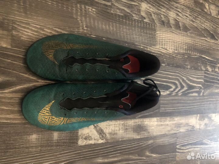 Бутсы и сороконожки 35-41