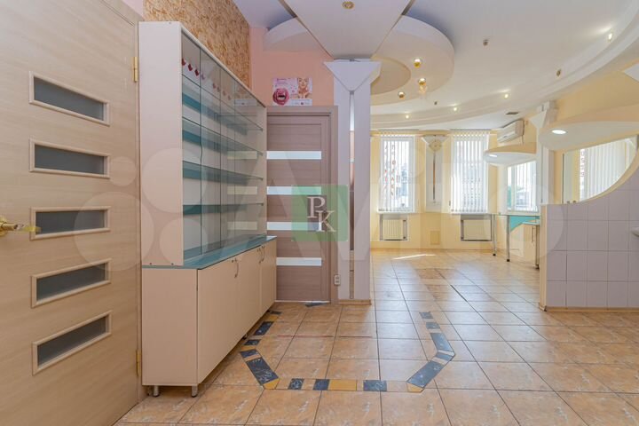 Помещение в бизнес-центре «Пассаж»