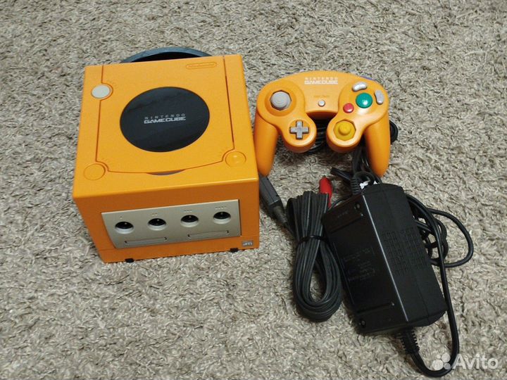 Nintendo GameCube orange