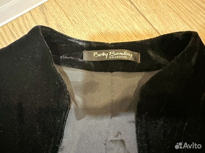 Вечернее платье Betty Barclay collection italy