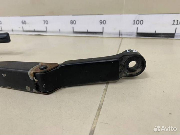 Поводок стеклоочистителя передний левый Chevrolet