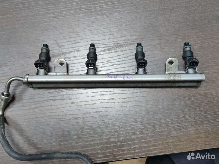 Топливная рампа Nissan mr20