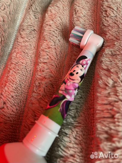 Зубная щетка oral b kids новая