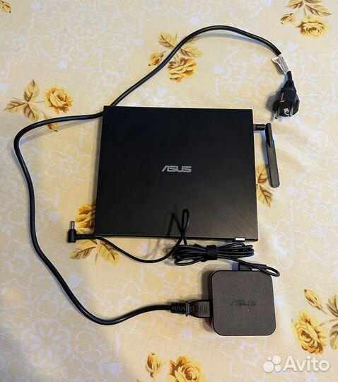 Неттоп asus E520-B5300Z