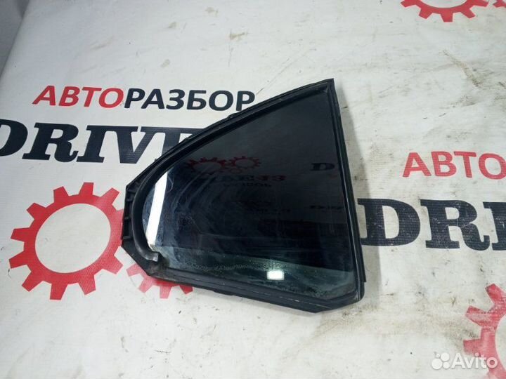 Стекло заднее правое Mitsubishi Lancer 10 седан