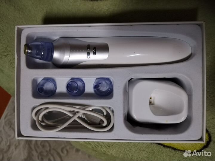 Вакуумный аппарат для чистки лица