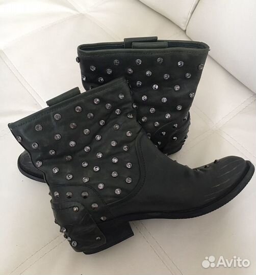 Осенние полусапожки