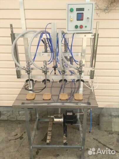 Оборудование полуавтомат розлива