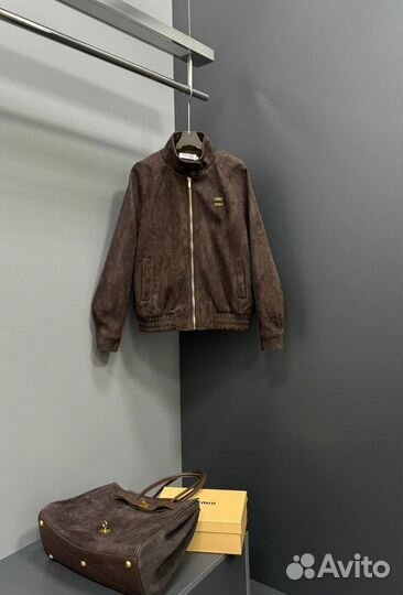 Бомбер miu miu