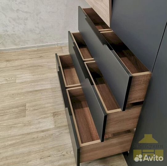 Шкаф купе распашной на заказ