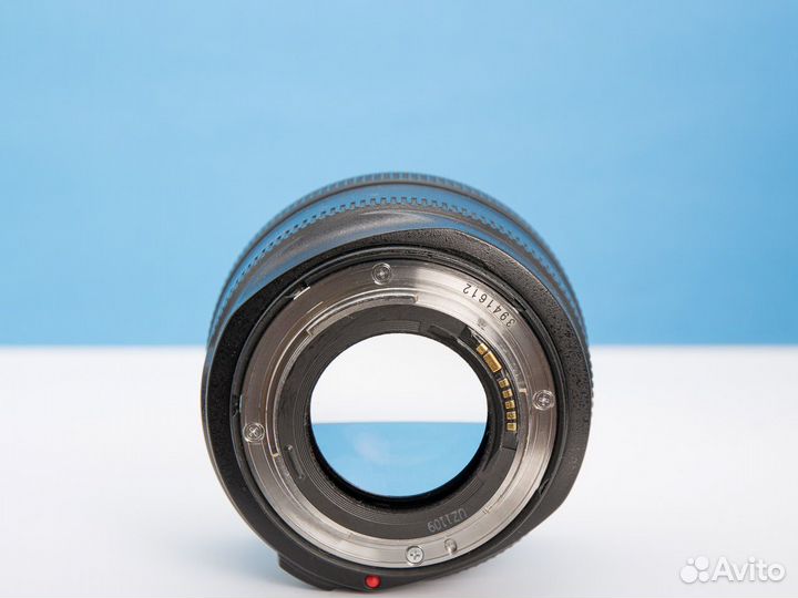 Canon EF 50mm f/1.2L USM