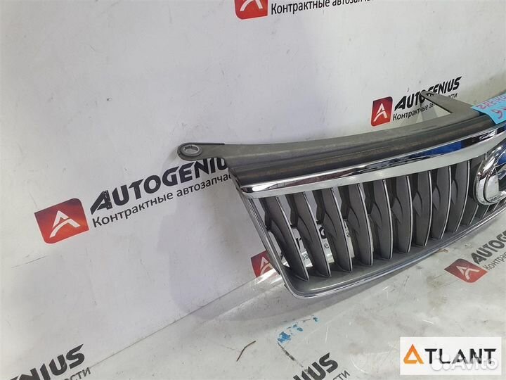 Решетка радиатора toyota corolla axio