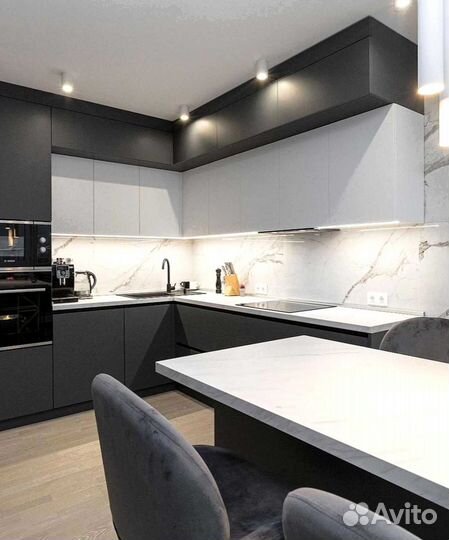 Кухонный гарнитур угловой