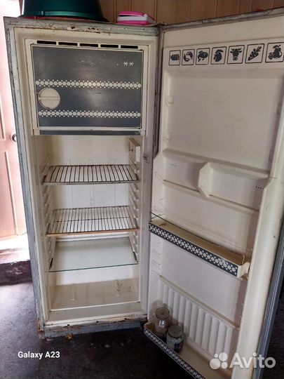 Холодильник бу