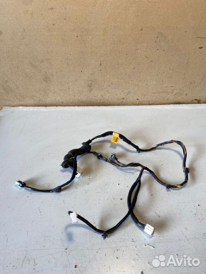 Проводка двери задняя правая Kia Rio 3