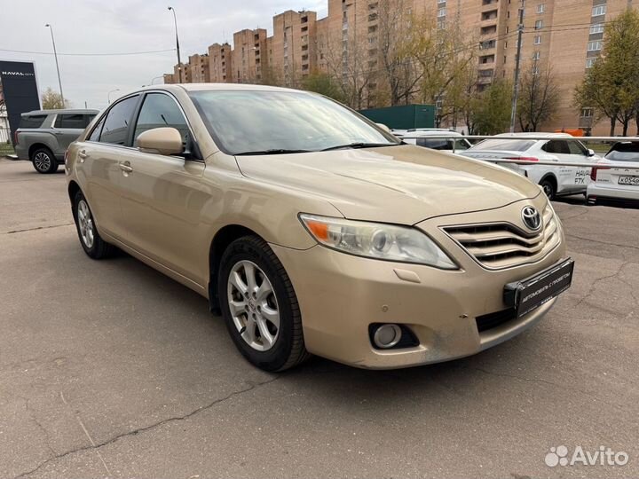 Toyota Camry 2.4 AT, 2011, 326 000 км