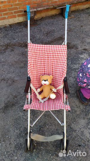 Продается летняя прогулочная коляска трость