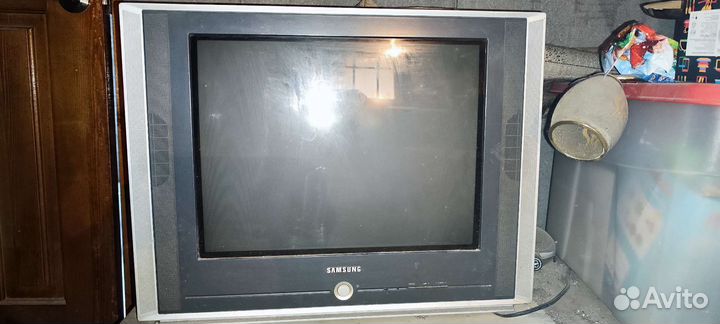 Телевизор samsung