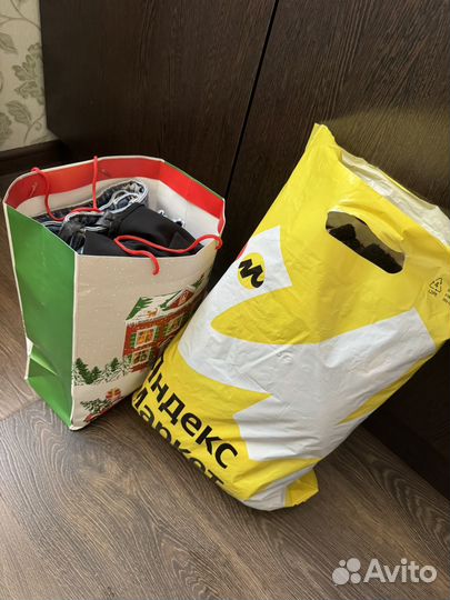 Пакет вещей 42 44 размер отдам бесплатно