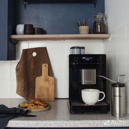 Кофемашина автоматическая Miele CM5310 Black