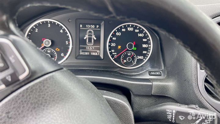 Volkswagen Tiguan, 2011