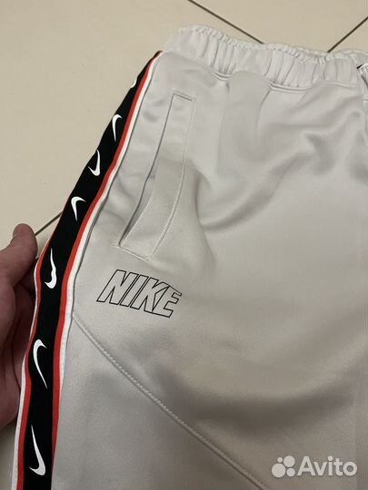 Спортивные штаны nike