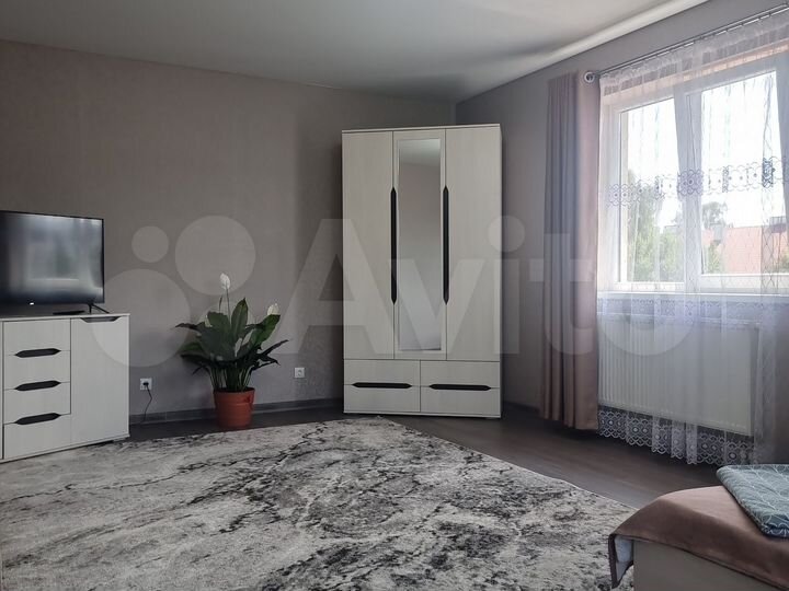 1-к. квартира, 54 м², 3/3 эт.