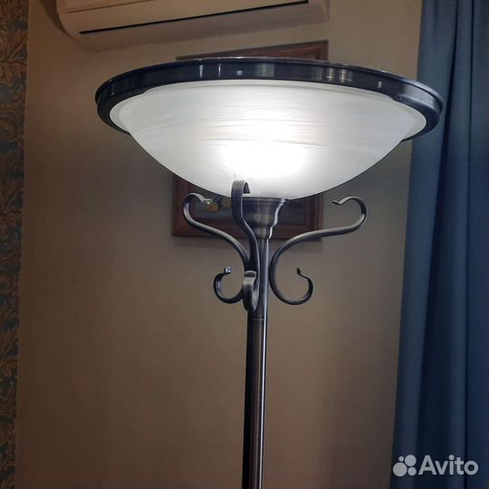 Люстра 2шт. И торшер