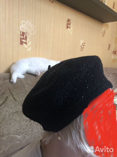 Женкая беретка