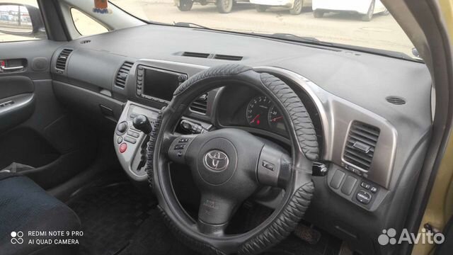 Toyota Wish 1.8 AT, 2003, 214 000 км