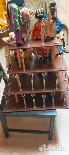 Подиум для коллекционных кукол