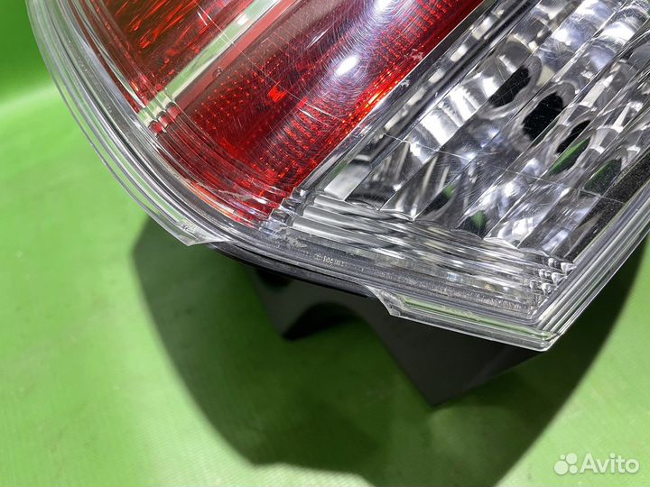 Фонарь наружный правый Nissan X-Trail T32