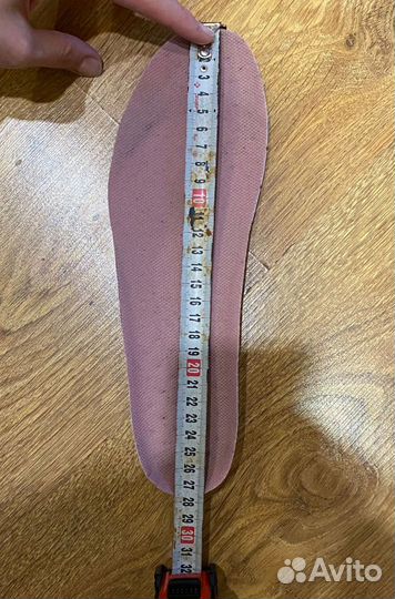 Кроссовки женские