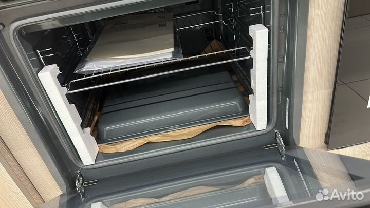 Электрический шкаф Bosch Serie 6 HBJ314ES0R