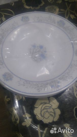 Новые глубокие большие тарелки Испания