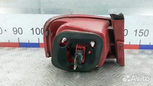 Фонарь задний правый volkswagen passat B6 (8DN24MY