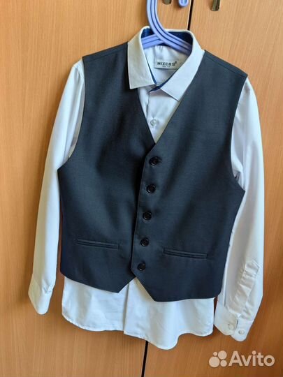 Костюм школьный