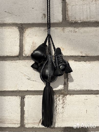 Перчатки с грушей подвесные в машину