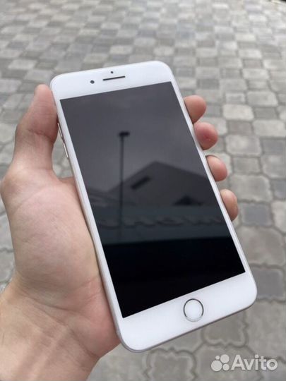 Телефон iPhone 7 plus 256 gb