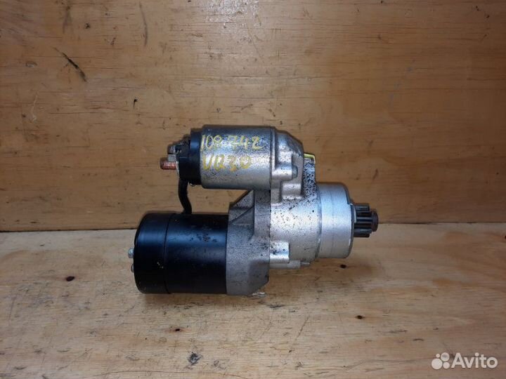 Стартер Nissan Cedric HY33 VQ30DE 1997