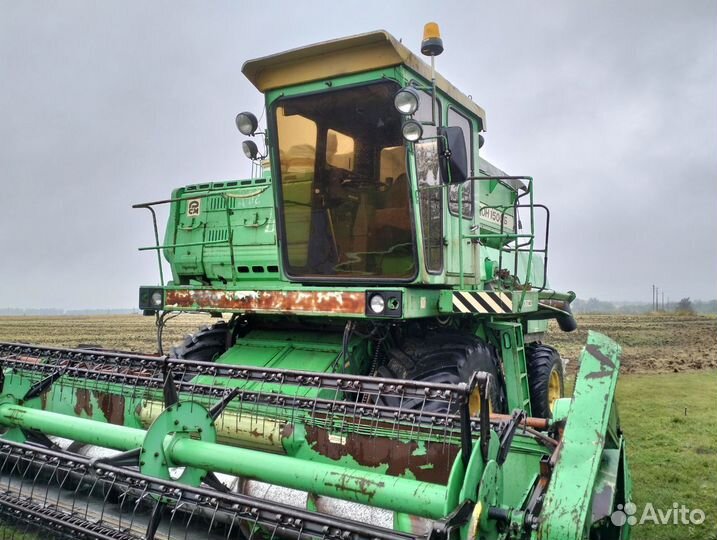 Комбайн Ростсельмаш Дон 1500Б, 2001