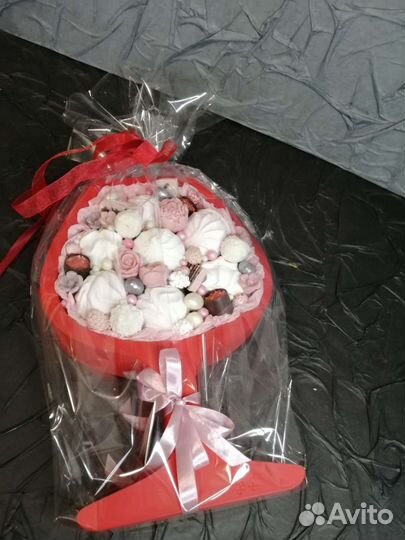 Бокал сладостей