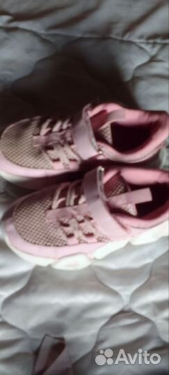 Кроссовки для девочки