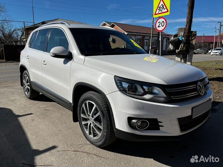 Volkswagen Tiguan 2.0 AT, 2011, 170 000 км