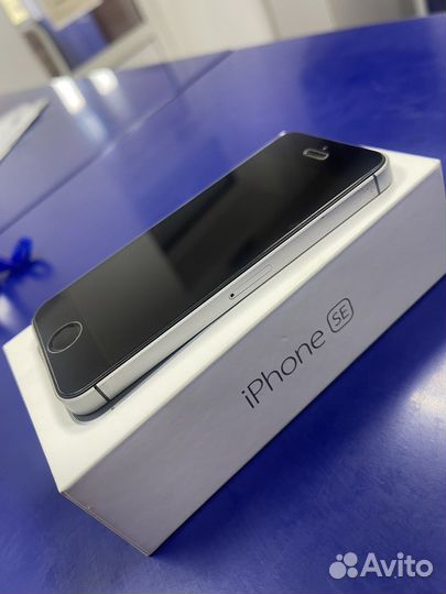 Apple iPhone se 32gb