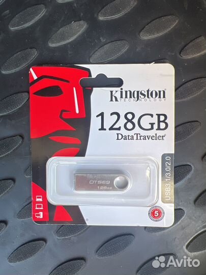 Kingston 128GB DataTraveler USB 3.1/3.0/2.0 флешка