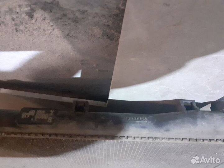 Радиатор основной для Хонда сивик 5д 2012г оригина